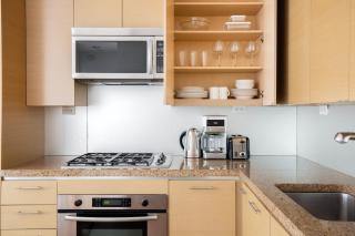 Midtown 1BR w Doorman Gym nr Theater District NYC-595 - 4