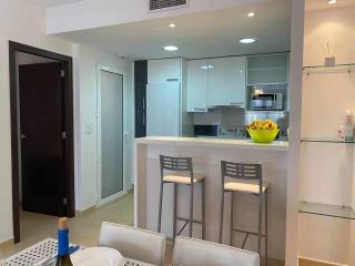 Impresionante piso de planta baja cerca al mar - 4