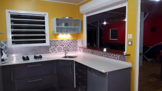 Villa élégante avec jardin au Lamentin et piscine privée. - 5