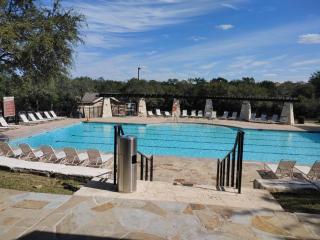Exquisite Luxury Home near Sea World, San Antonio - San Antonio - 8