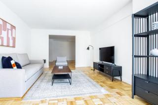Midtown E 2BR w WD nr Central Park NYC-533 - 9