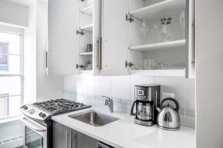 Midtown E 2BR w WD nr Central Park NYC-533 - 5