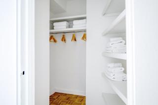 Midtown E 2BR w WD nr Central Park NYC-533 - 1