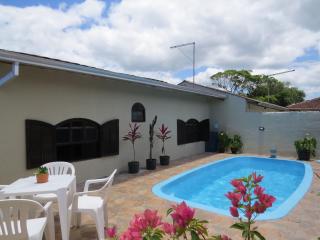 Casa com Piscina e Churrasqueira perto da Praia - Pontal do Paraná - 0