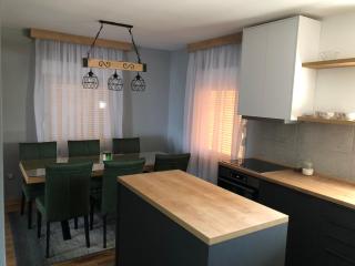 Vila ISKRA - Novi Sad - 1