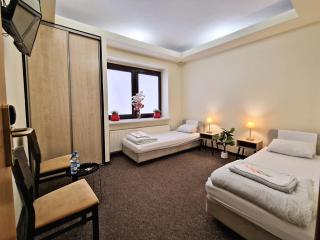 Helvetia Plus B&B - PRIVATE ROOMS and APARTMENTS - Varsóvia - 9
