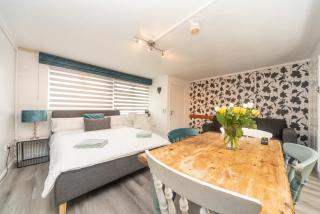 10 Boutique Studio Apartment near Tube - quiet location - Little Missenden - 7