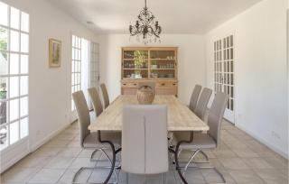 Beautiful Home In Thézan-Lès-Béziers - 9