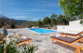 Amazing Home In Vrgorac With Wifi - Vrgorac - 9