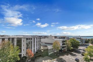 Your Family Getaway - Rooftop Spa & Pool! - 1