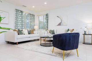 Near Coachella and Stagecoach Palm Springs , PGA resort Villa ,Golf, community pool, gym - La Quinta - 5