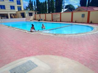 Roma Stays Sunset Holiday Apartments 3Bedrooms & swimming pool - Mombassa - 0