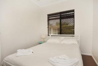 6 Petrie Avenue - Marcoola - 3