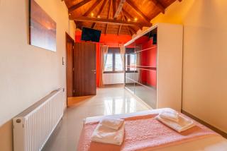 Rustic Cityscape Penthouse - Kavála - 2