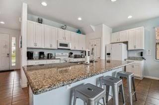 Large family friendly Vacation Home, Private Pool, Golf course location, Nr Orlando Disney Parks Florida - Davenport - 2