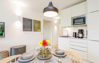 Pet Friendly Apartment - 7