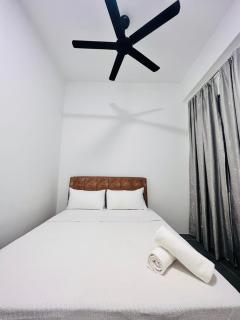 Langkawi Seaview Cube w/ Rooftop Pool - Kuah - 6