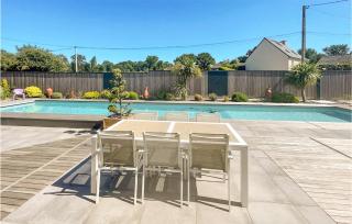 Beautiful Home In Montfort-Sur-Meu - Montfort-sur-Meu - 2