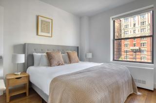 UWS 1br w doorman gym nr Central Park NYC-900 - New York - 2