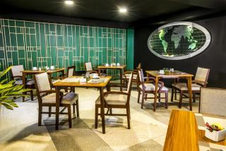 Urban Green Hotel & Suites - 8