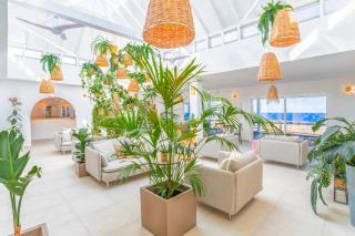 Boutique Beach Villa by Lanzarote Retreats - Private Pool - 1 min walk to Sea Pool - Charco del Palo - 3