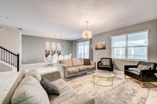 Resort Getaway with Home Theater 7 Mi to Disney! - Kissimmee - 7