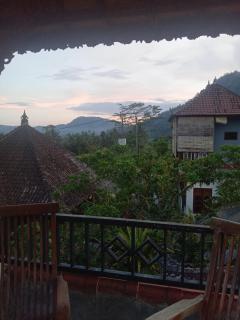 Khailash Warung and Home Stay - Sidemen - 4
