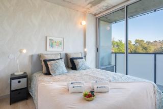 Host Wise - Luxurious Impressive Apartment - Balcony and Pool - 2
