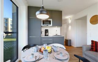 Beach Front Apartment - Lembruch - 3