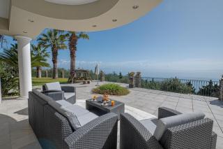 Villa Grosse Sea and Mountains View - Gastourion - 4