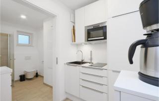 Cozy Apartment In Lembruchdümmer See - Lembruch - 4