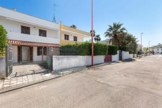 Villino Amos by BarbarHouse - Torre dell'Orso - 0