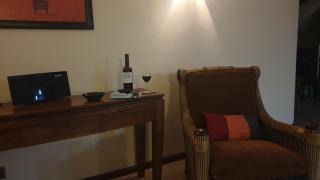 Villa - Sleeps 7 - Pets Ok - Pool - Parking - 5