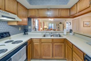 Walk to Myrtle Beach Condo with Resort Perks - Myrtle Beach - 1