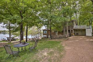 Lakefront New Auburn Apartment with Shared Dock - 1