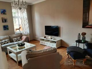 Glashüttchen mit 2 Schlafzimmern, Sauna und schönem Garten - Annahütte - 2