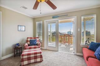 Cottage By The Sea - Galveston - 2