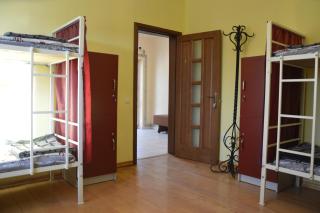 Хостел ПІД ФІКУСОМ - Ivano-Frankivsk - 8