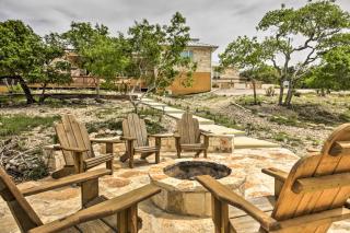 Ladera Wimberley Estate on 13 Acres with Hot Tub - Wimberley - 9