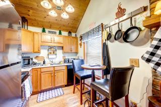 Scenic Marble Cabin with Fire Pit! - 3