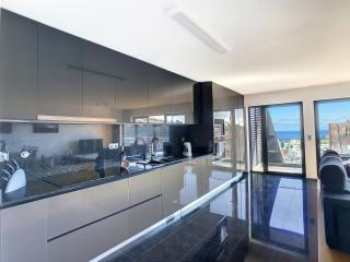 Lynx Barreiros by LovelyStay - Funchal - 1
