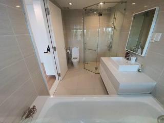 The Rixx Convenient Apartment @ Ben Thanh/pool/gym - 6