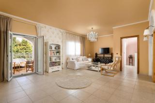 Villa - 1st Floor - Ixia - 0