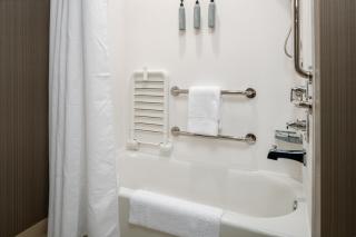 Courtyard by Marriott Houston Northeast - Houston - 7