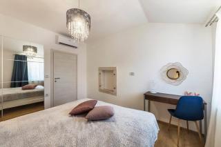 Villa Ena with private pool - Pinezići - 5