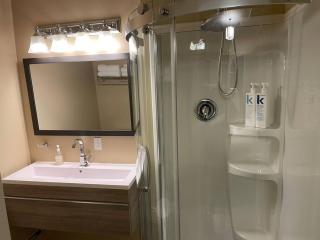 Cozy Furnished Apartment - Fort Simpson - 7