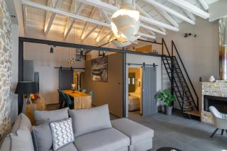 Seafront Karma Luxury - An Escape From Reality - 9