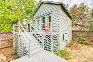 Pet-Friendly Garden Studio in Woodland Heights! - 0