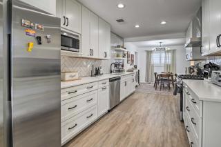 Scottsdale Retreat with Hot Tub, 2 Mi to Old Town - Scottsdale - 3
