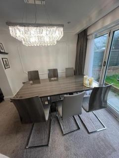 Lovely 3 bedroom house in Borehamwood . - 5